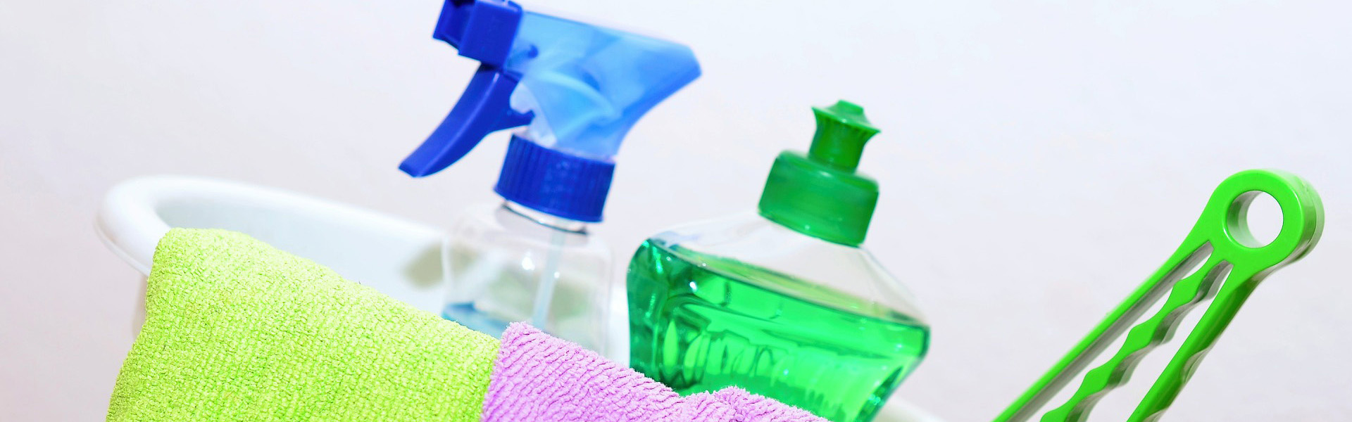 Image of cleaning supplies